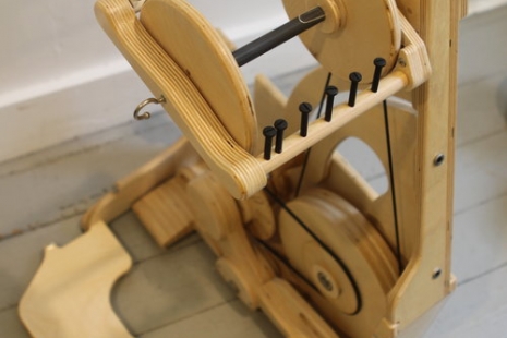 Folding Wheel, Spin Any Size Yarn